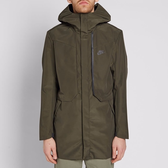 Nike Tech Pack Shield Men’s Waterproof Jacket Parka Black Size M 886162 010